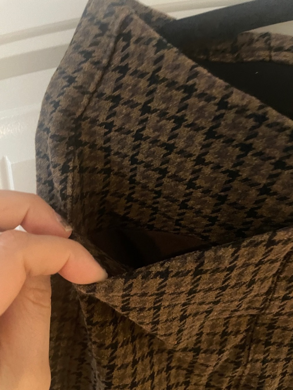 Old Navy Gold Brown Houndstooth Pixie Wideleg - Picture 5 of 9